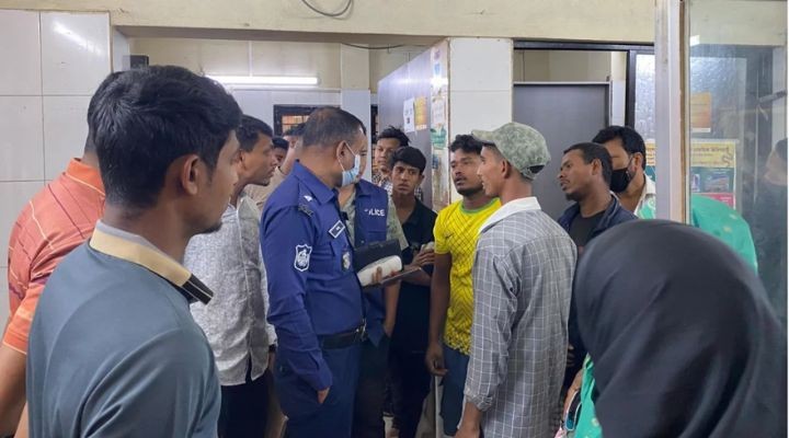 চট্টগ্রামে নির্মাণাধীন ভবন থেকে পড়ে ২ শ্রমিকের মৃত্যু